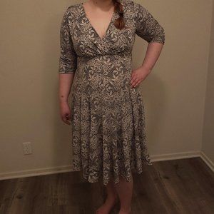 Haani Black and White Flowered Fit and Flare Dress Size 1x